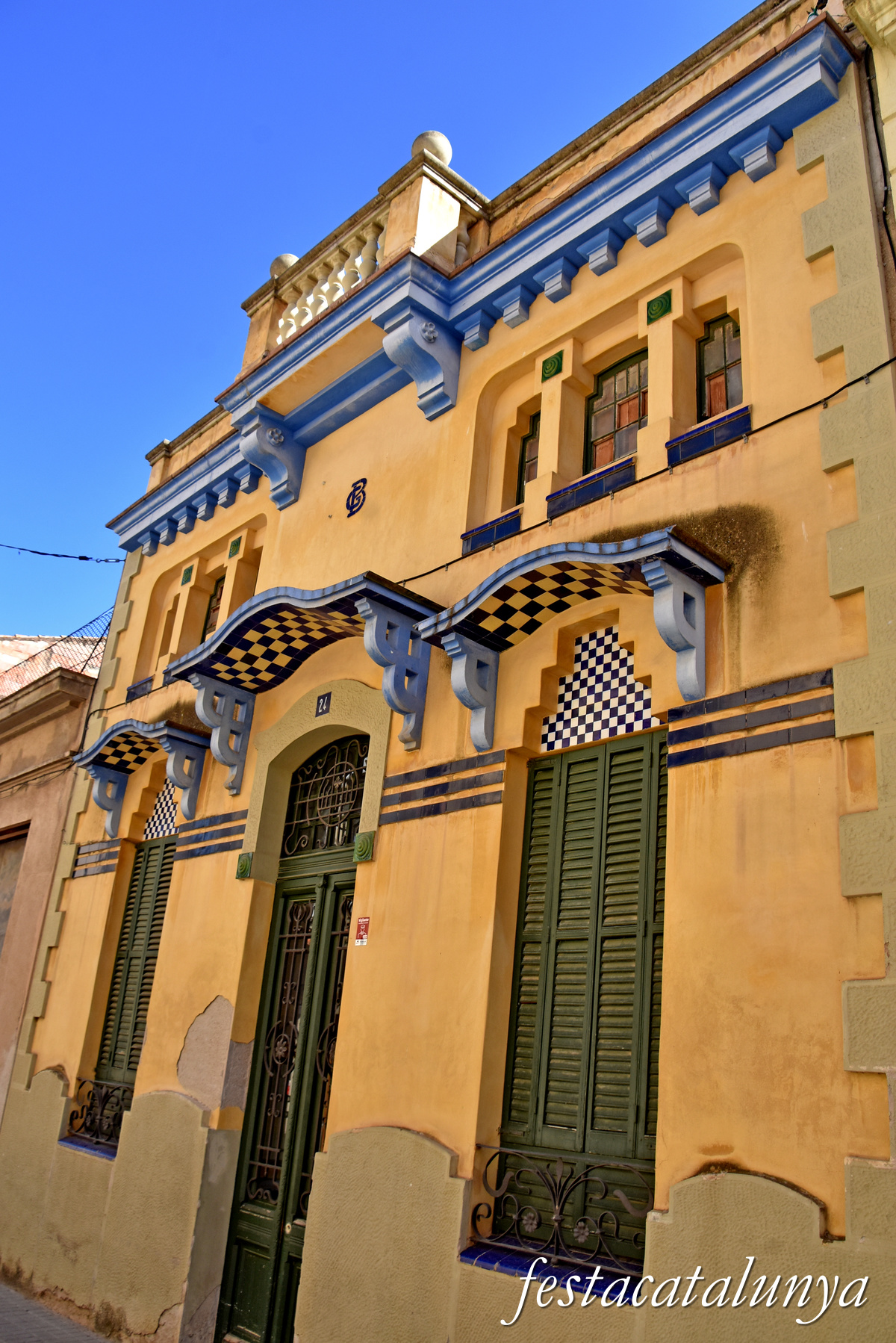 Figueres - Cases de Tomàs Geli i Vergés al carrer Pi i Margall 