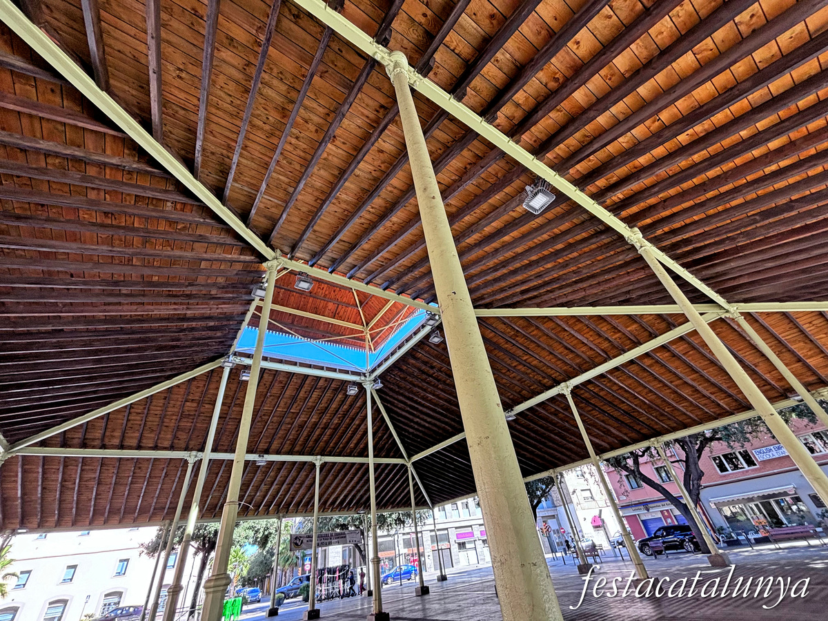 Figueres - Porxo de la Plaça del Gra 