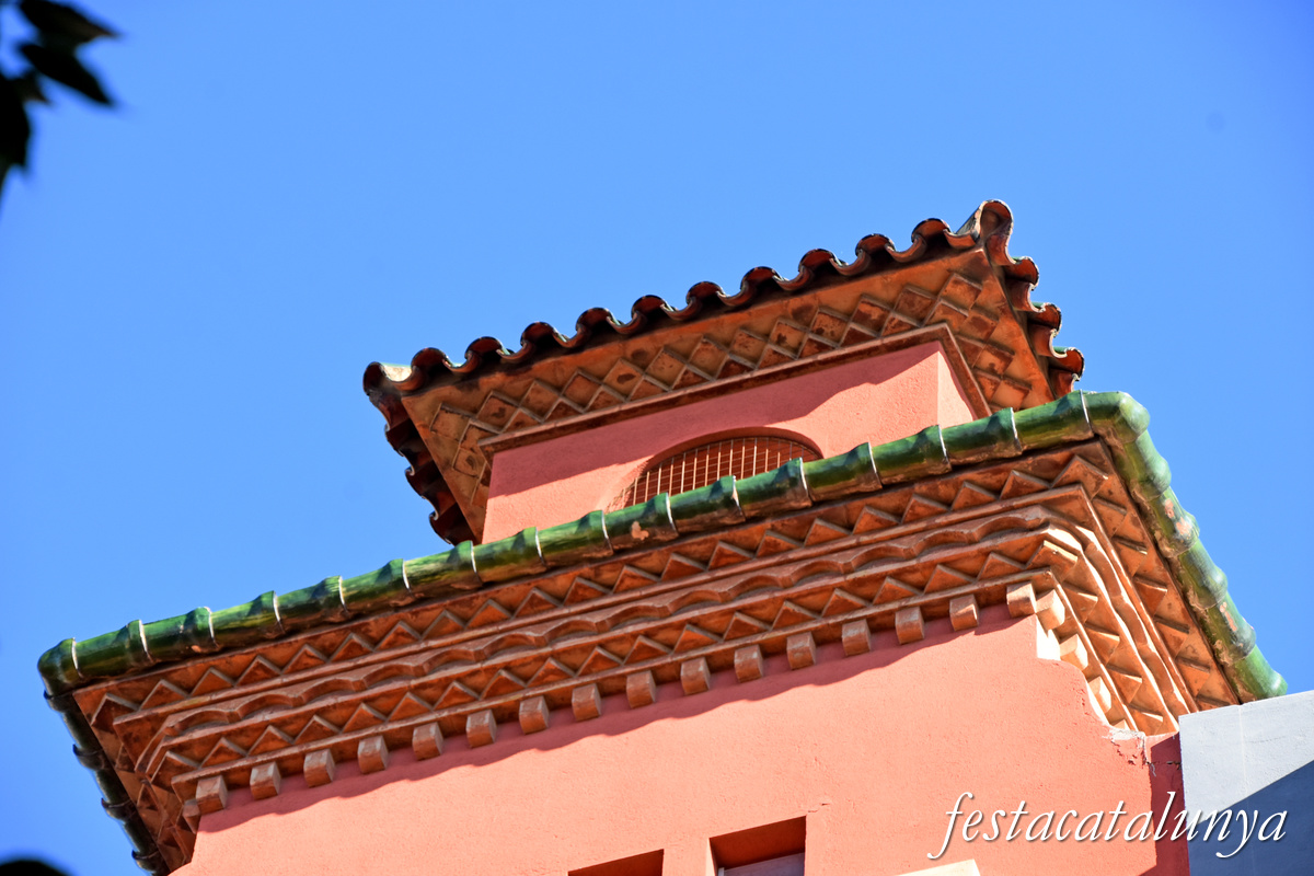 E.- Casa Dalfó de Figueres