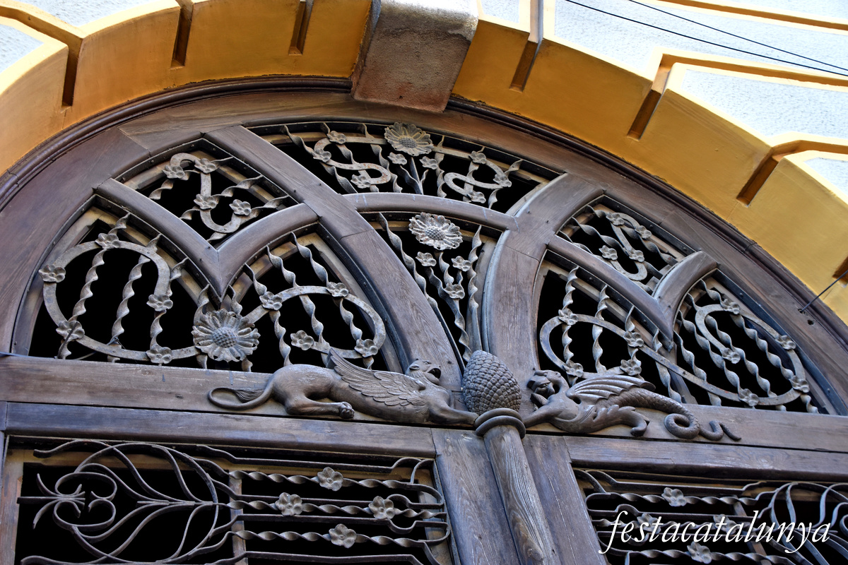 F.- Casa Macau de Figueres