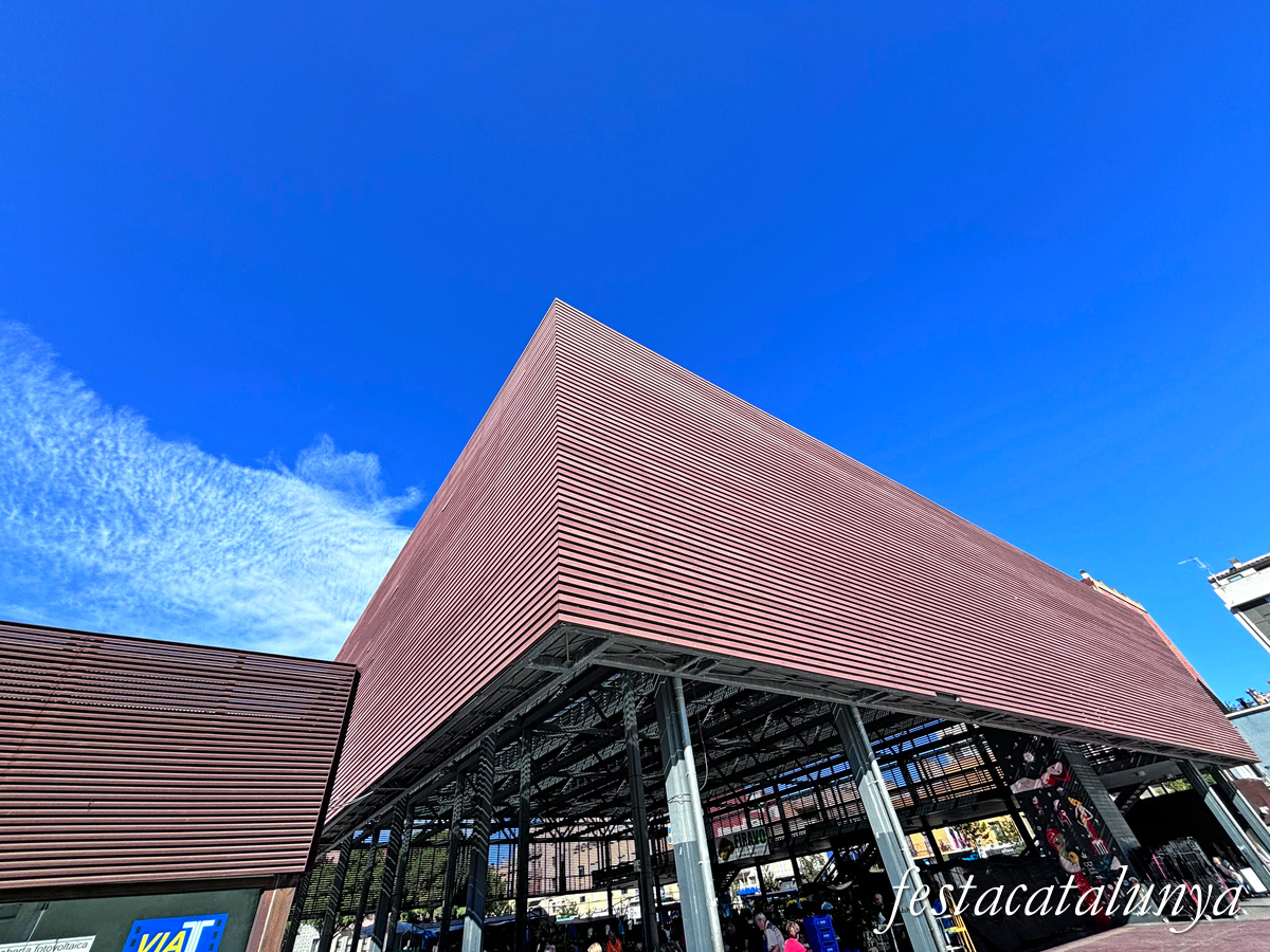 Figueres - Plaça Catalunya - Coberta fotovoltàica 