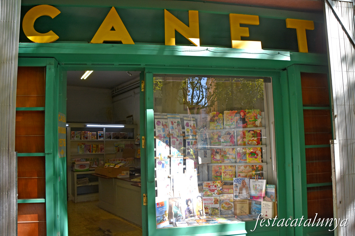 Figueres - Llibreria Canet, antiga casa Cordomí