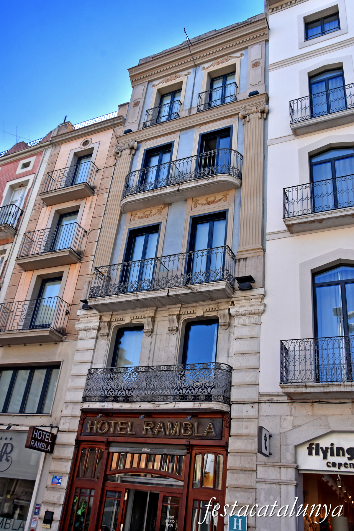Figueres - Casa Joanama, actual Hotel Rambla