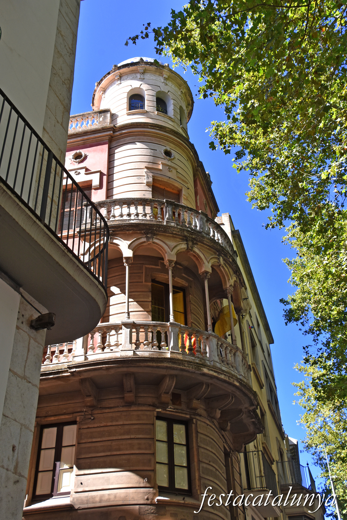 Figueres - Casa Puig Soler 