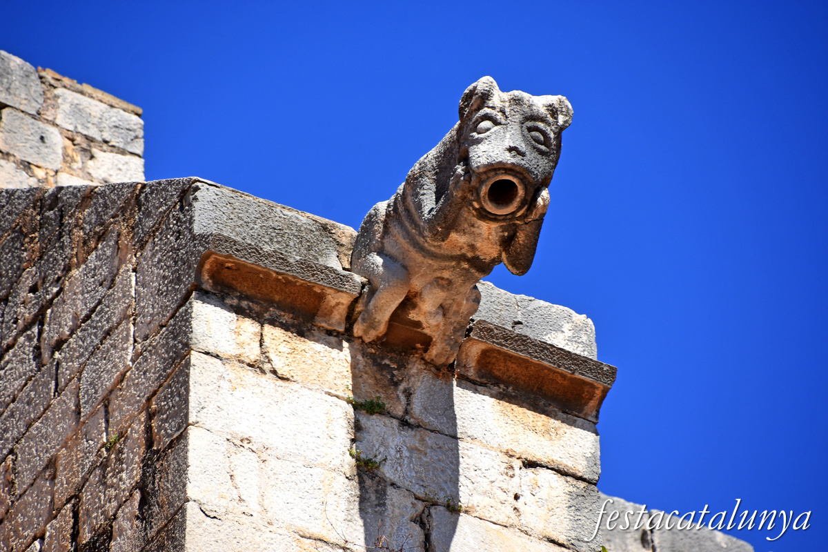 A.- Església parroquial de Sant Pere de Figueres