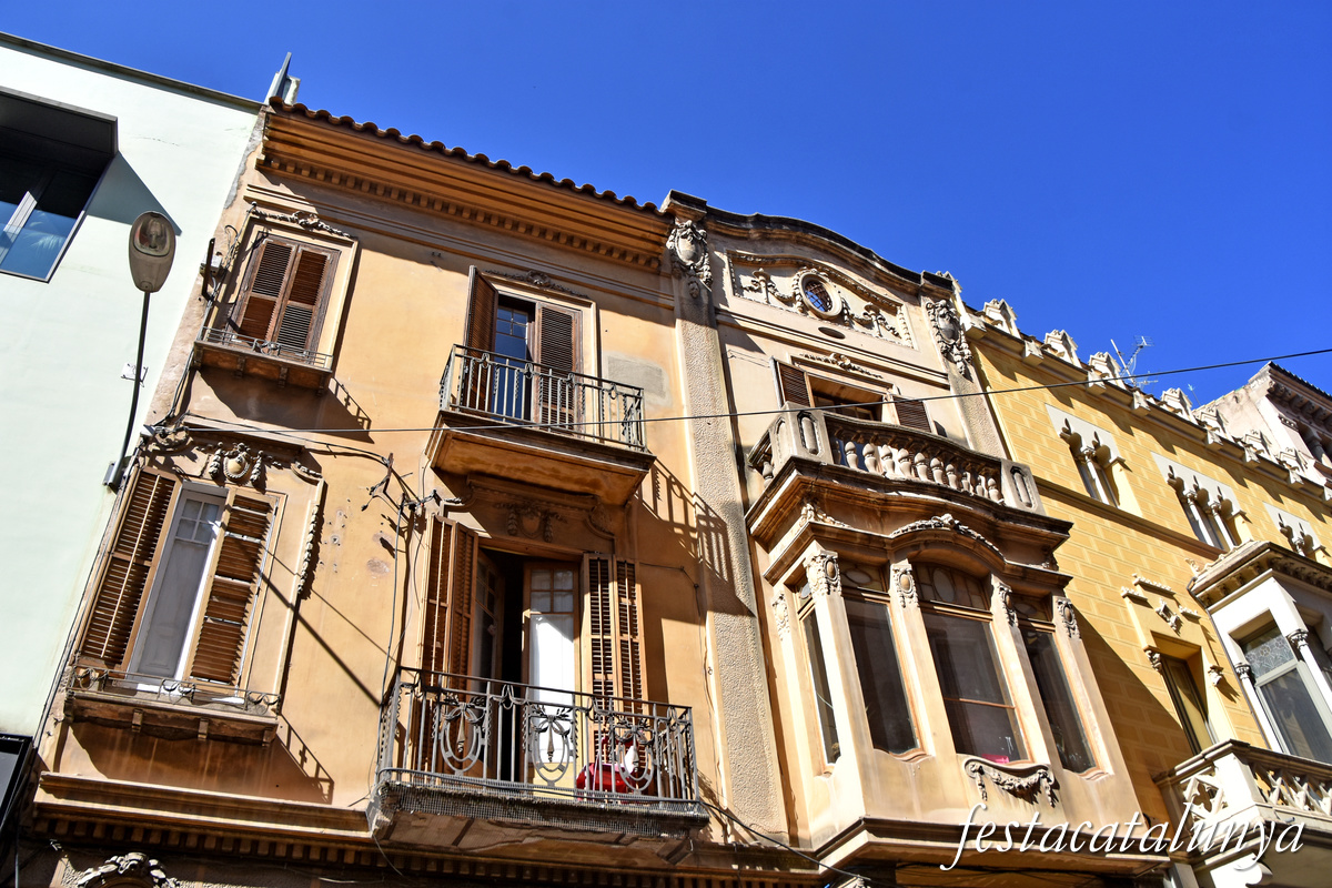Figueres - Casa de Joaquim Monturiol Porret al carrer Monturiol