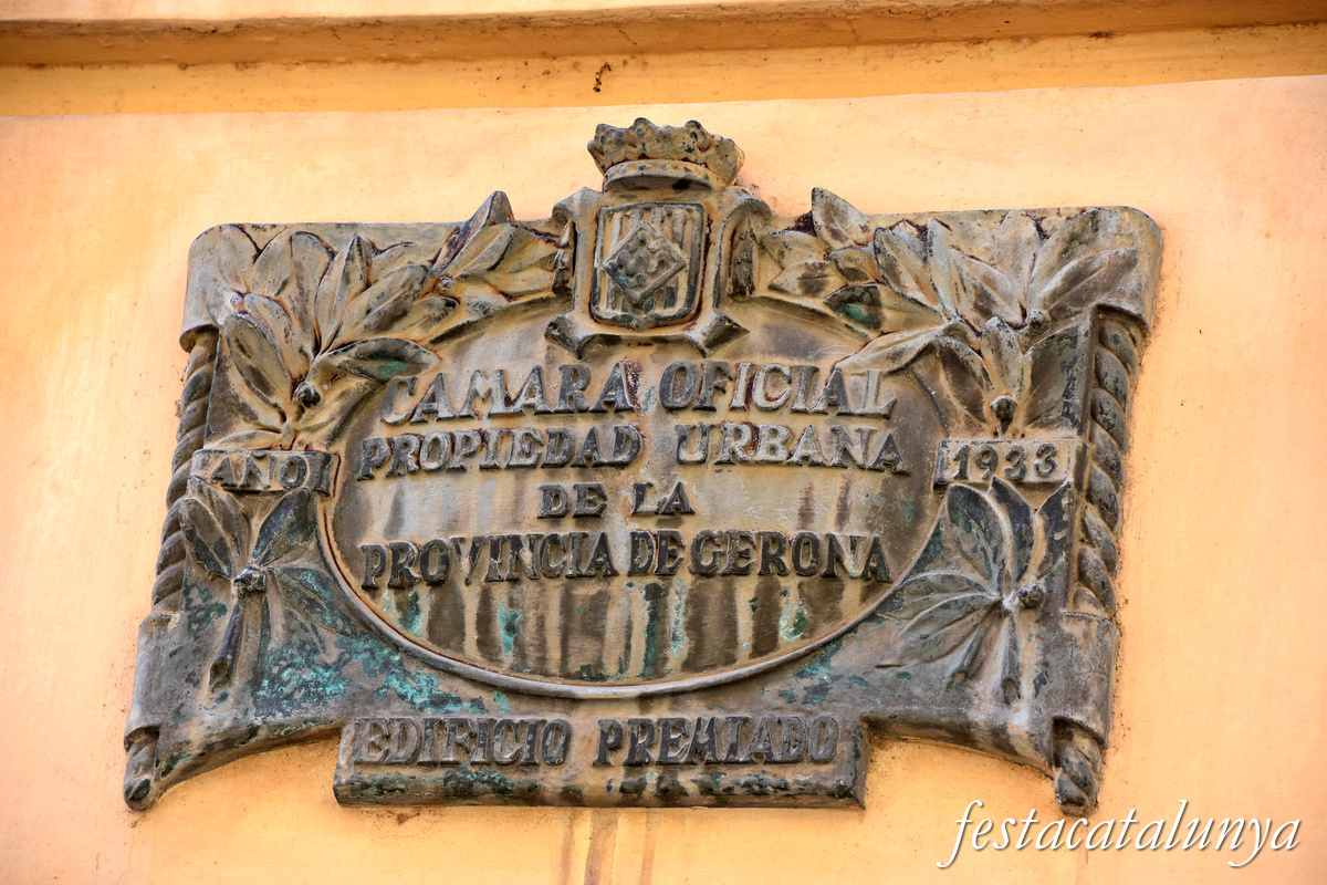 Figueres - Casino Menestral de Figueres al Carrer Ample