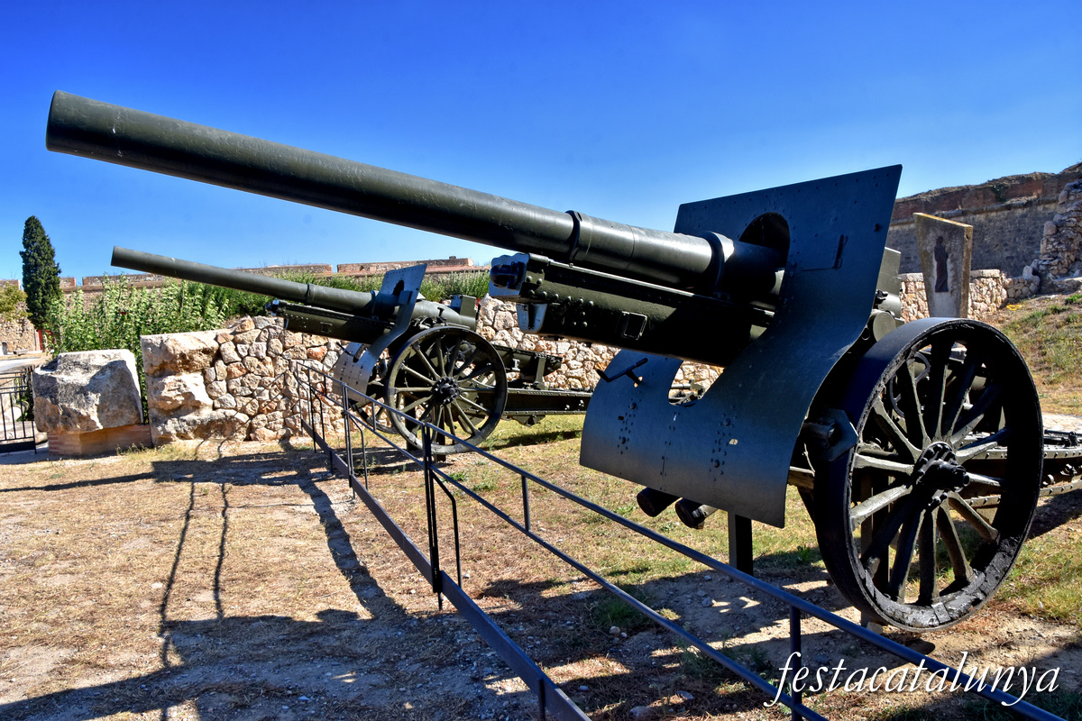 Figueres- Accés principal al Castell de Sant Ferran