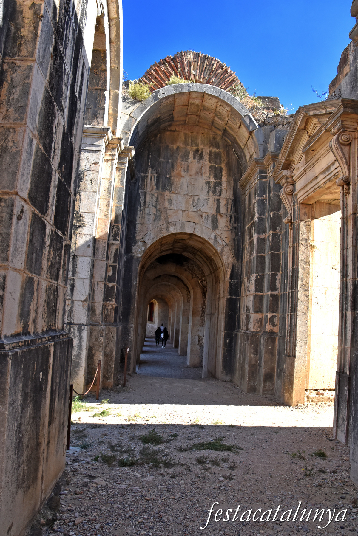 Figueres - Església inacabada del Castell de Sant Ferran 