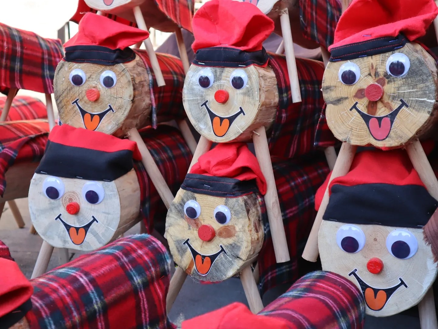 Mercat de Nadal, fira de capons, aviram i motius nadalencs a Valls