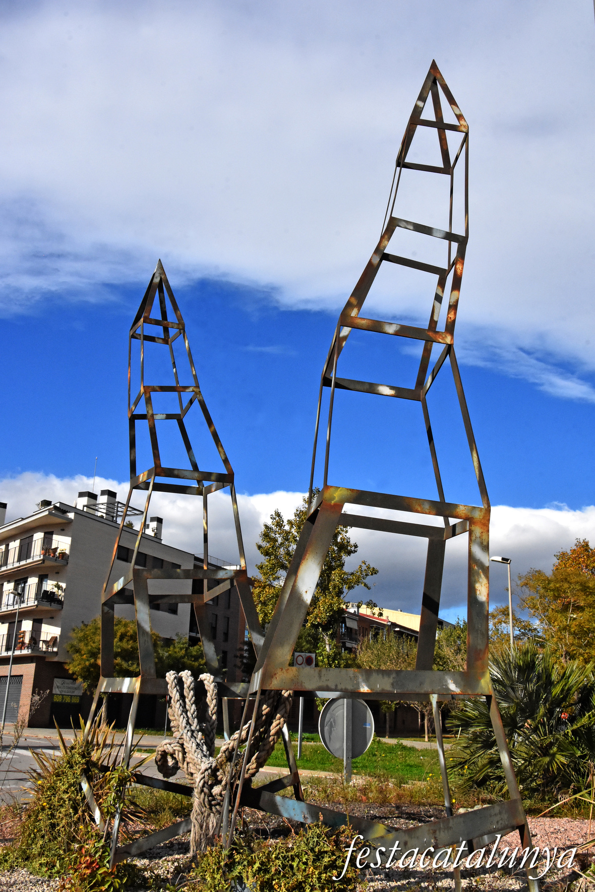 Pallejà - Escultura Torres de les Cultures
