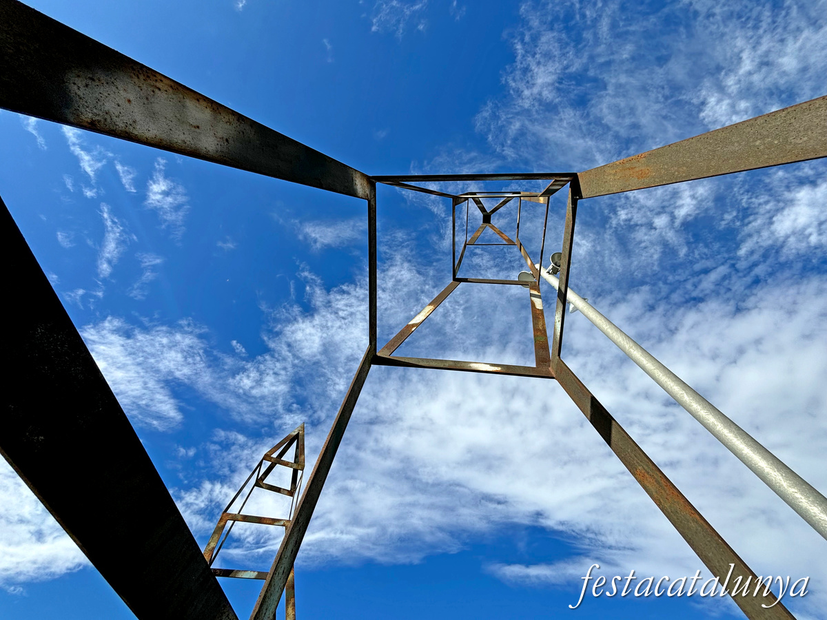Pallejà - Escultura Torres de les Cultures 