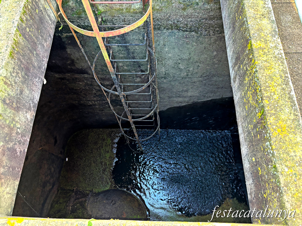 Bescanó - Central elèctrica modernista