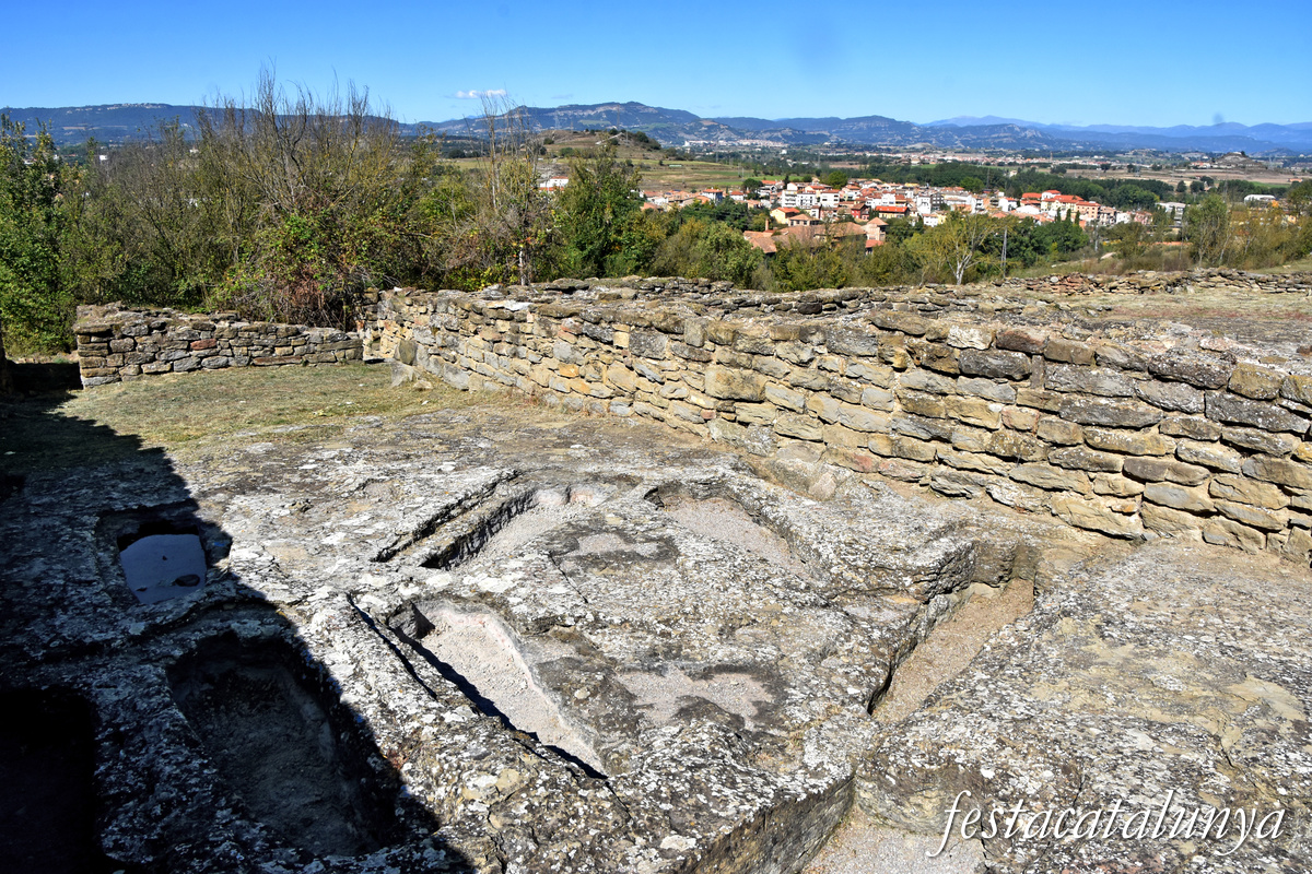 Les Masies de Roda - L'Esquerda: poblat ibèric i medieval