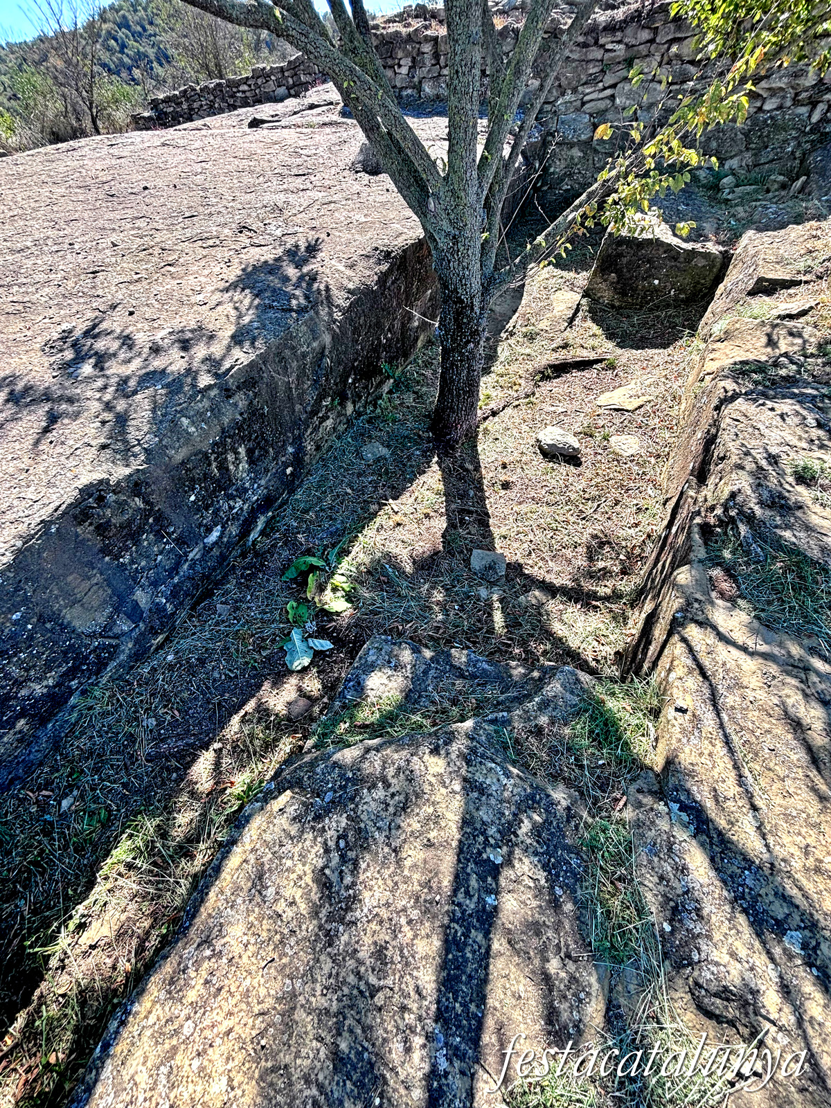 Les Masies de Roda - L'Esquerda: poblat ibèric i medieval