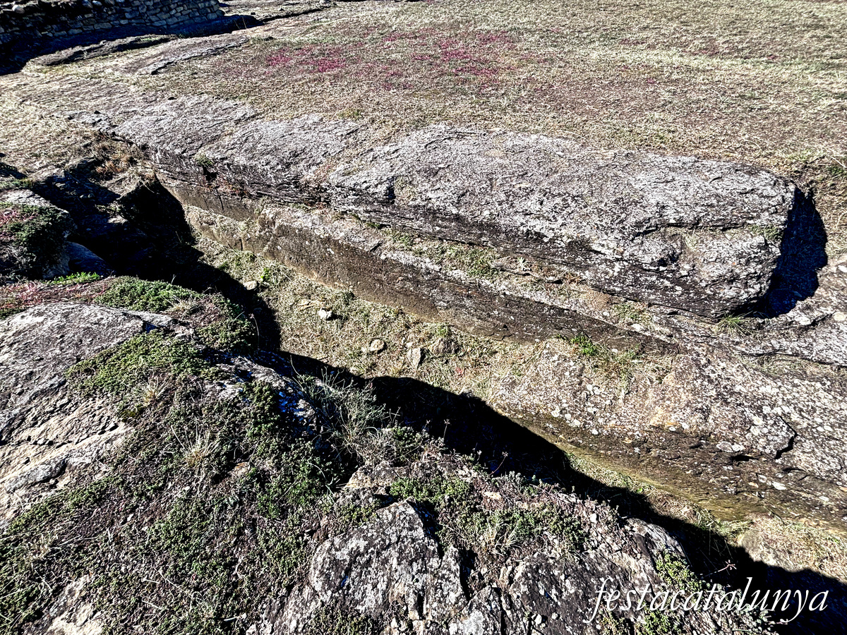 Les Masies de Roda - L'Esquerda: poblat ibèric i medieval