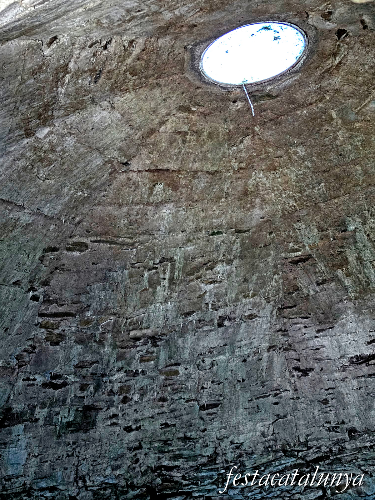 Les Masies de Roda - Pou de glaç de Salou o poua de la Sorralta 