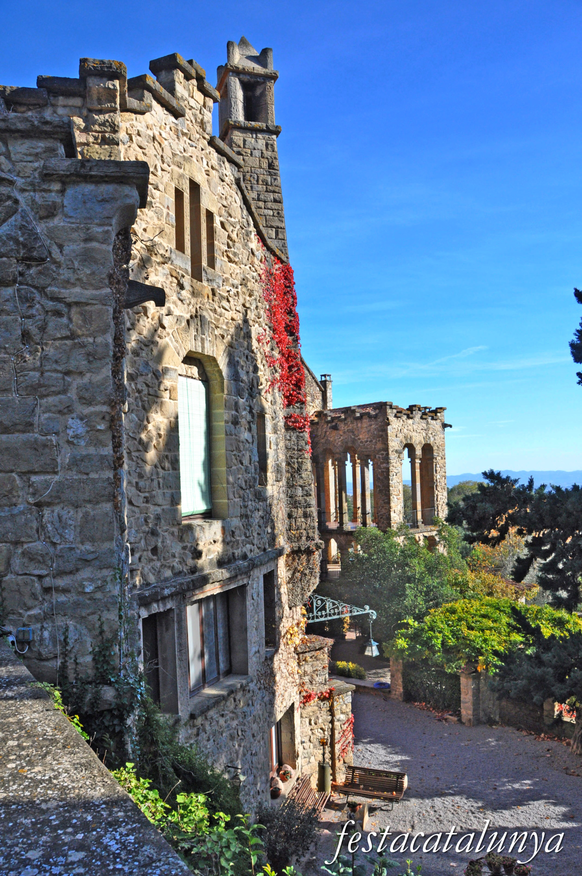 Sant Feliu de Codines - Can Trinxet, can Bosch o la Baronia 