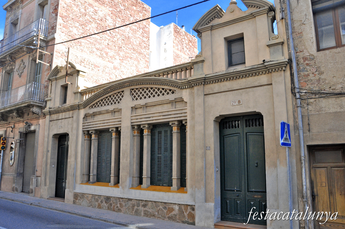 Sant Feliu de Codines - Edificis del Carrer Agustí Santacruz, 29