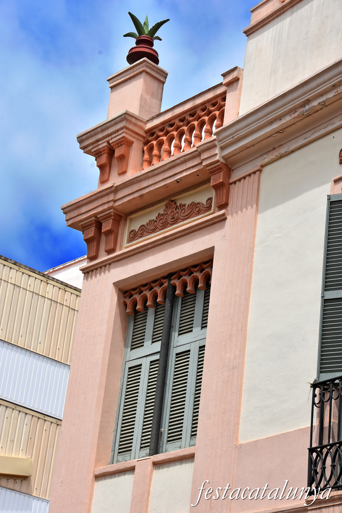 Sant Boi de Llobregat - Carrer Lluís Castells - Can Castells 