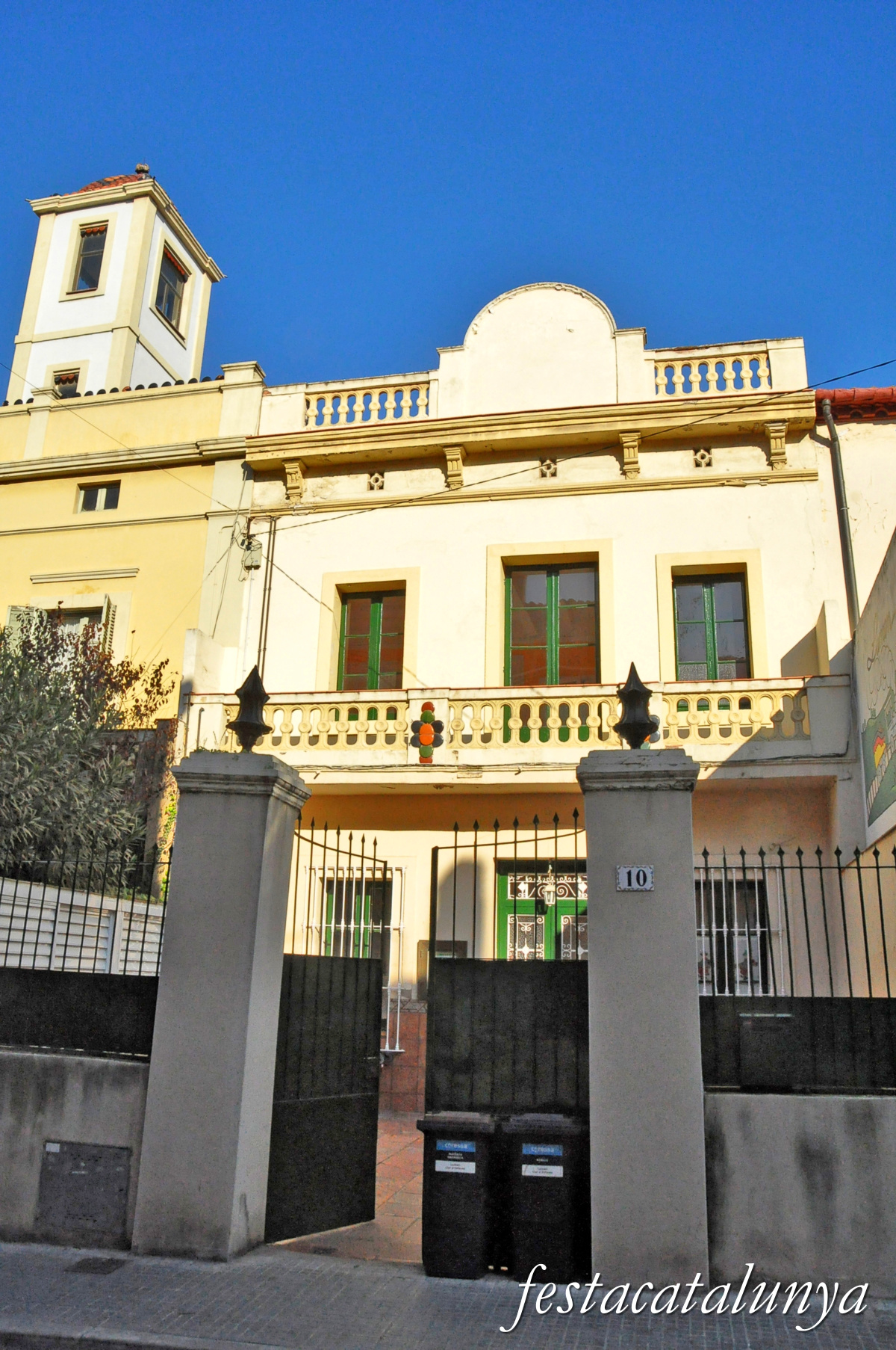 Sant Boi de Llobregat - Casa Carrer Lluís Castells, 10