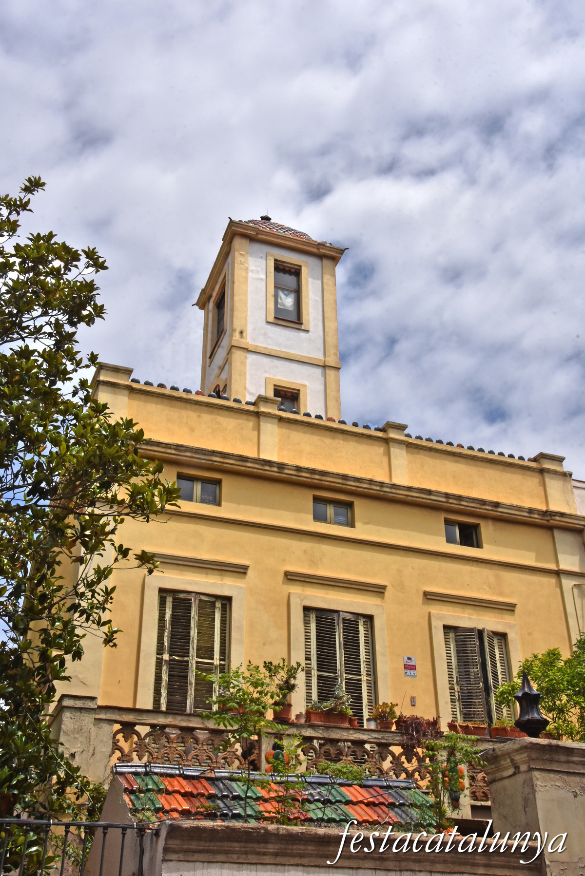 Sant Boi de Llobregat - Casa Carrer Lluís Castells, 12 
