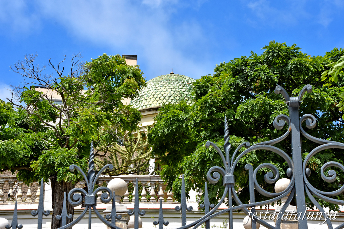 Sant Boi de Llobregat - Carrer Sant Pere - Villa Rosita o Can Morelló 