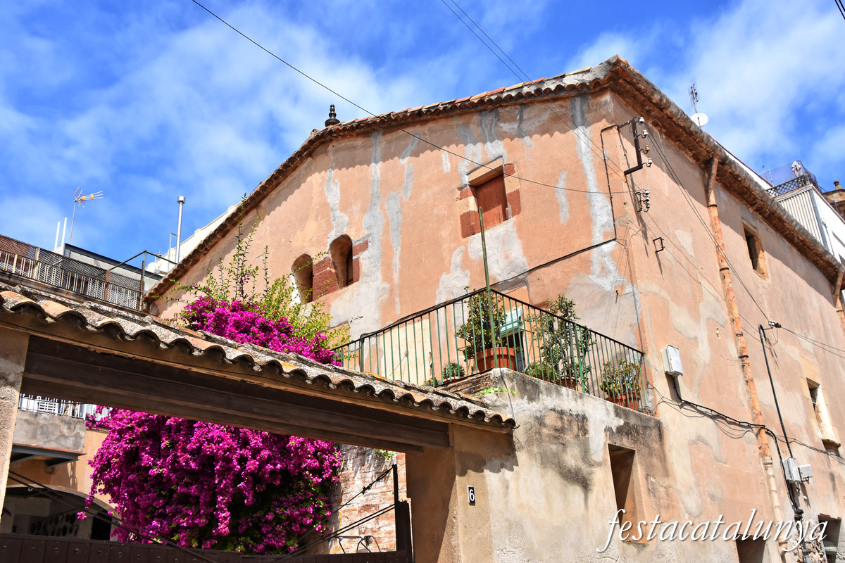 Sant Boi de Llobregat - Carrer Sant Pere - Cal Nes