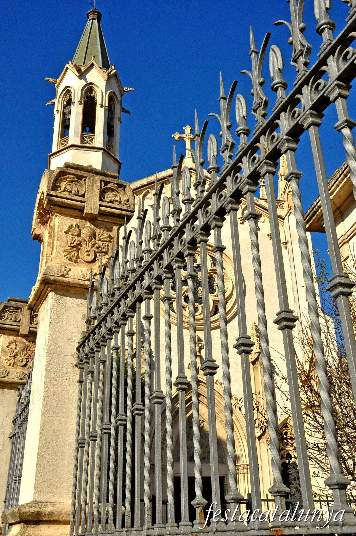 Sant Boi de Llobregat - Església de l'Institut Psiquiàtric