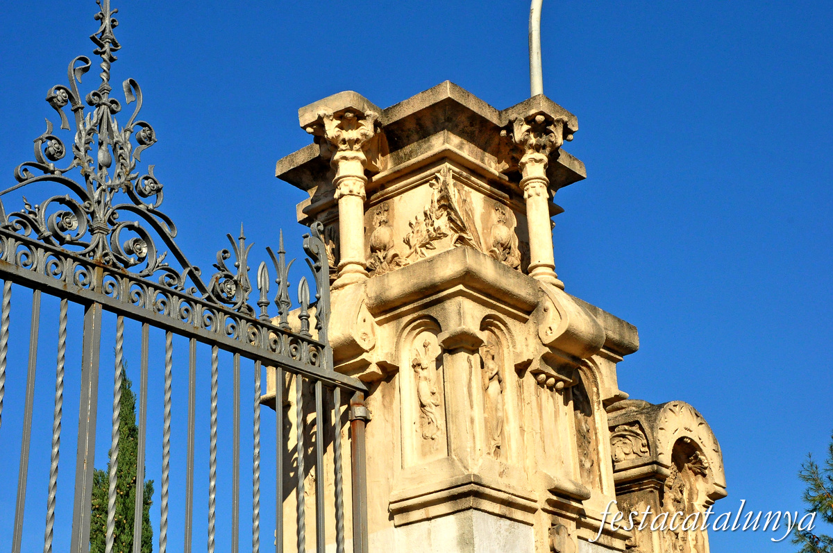 Sant Boi de Llobregat - Institut Psiquiàtric Mare de Déu de Montserrat 