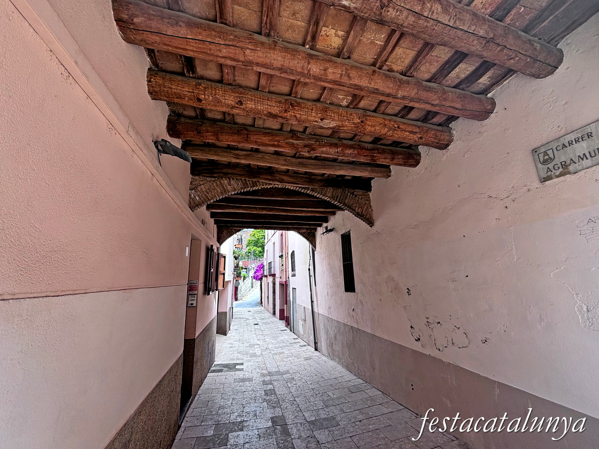 Sant Boi de Llobregat - Passejada pel nucli històric