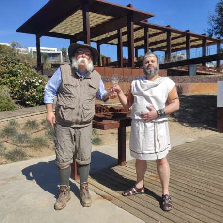 Visites guiades al Centre Enoturístic i Arqueològic de Vallmora a Teià