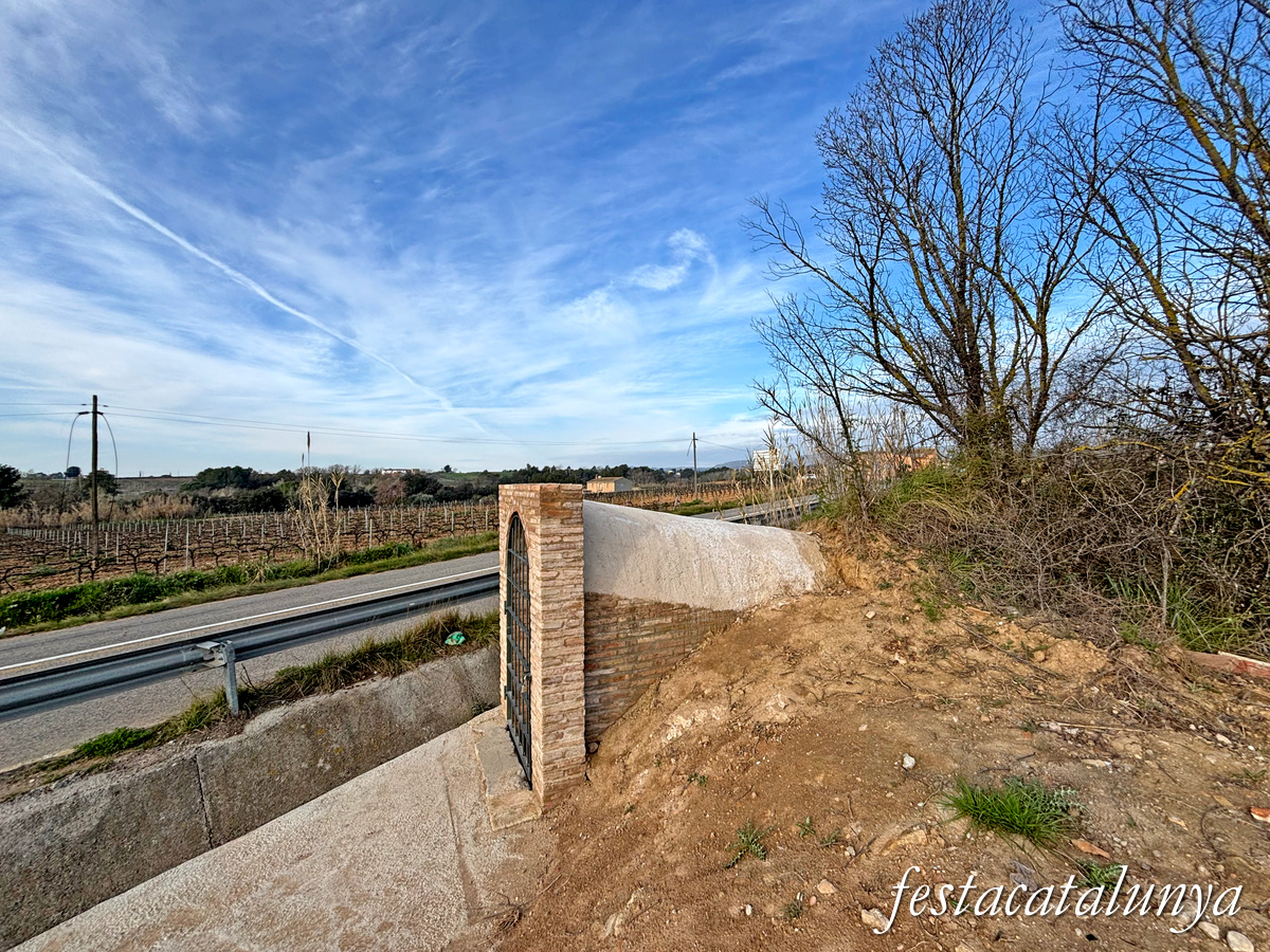 Font-rubí - Aeròdrom republicà de Sabanell  