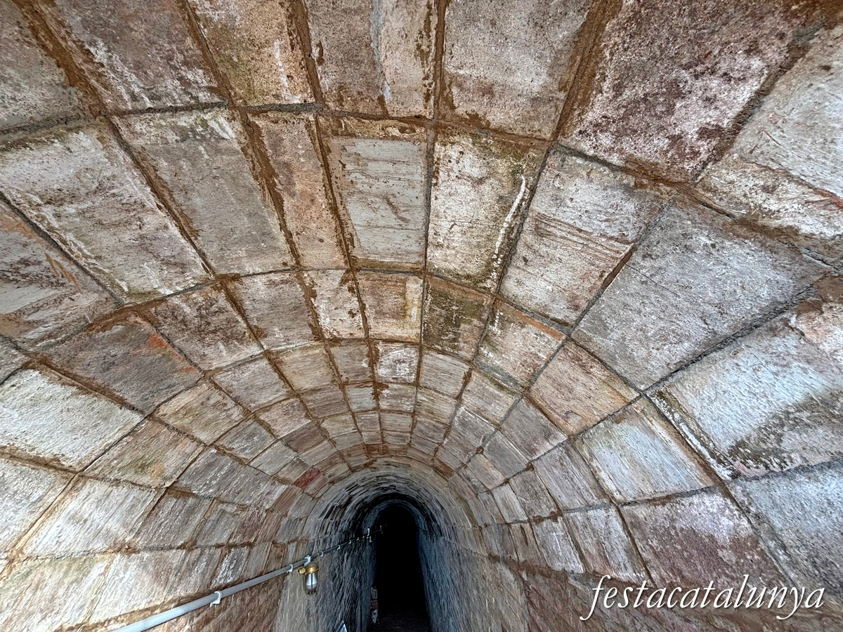 Font-rubí - Aeròdrom republicà de Sabanell  