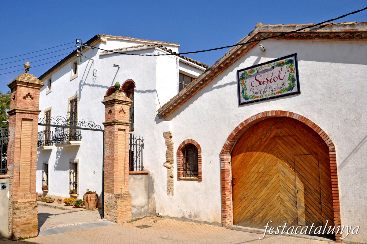 Font-rubí - Can Suriol del Castell de Grabuac 