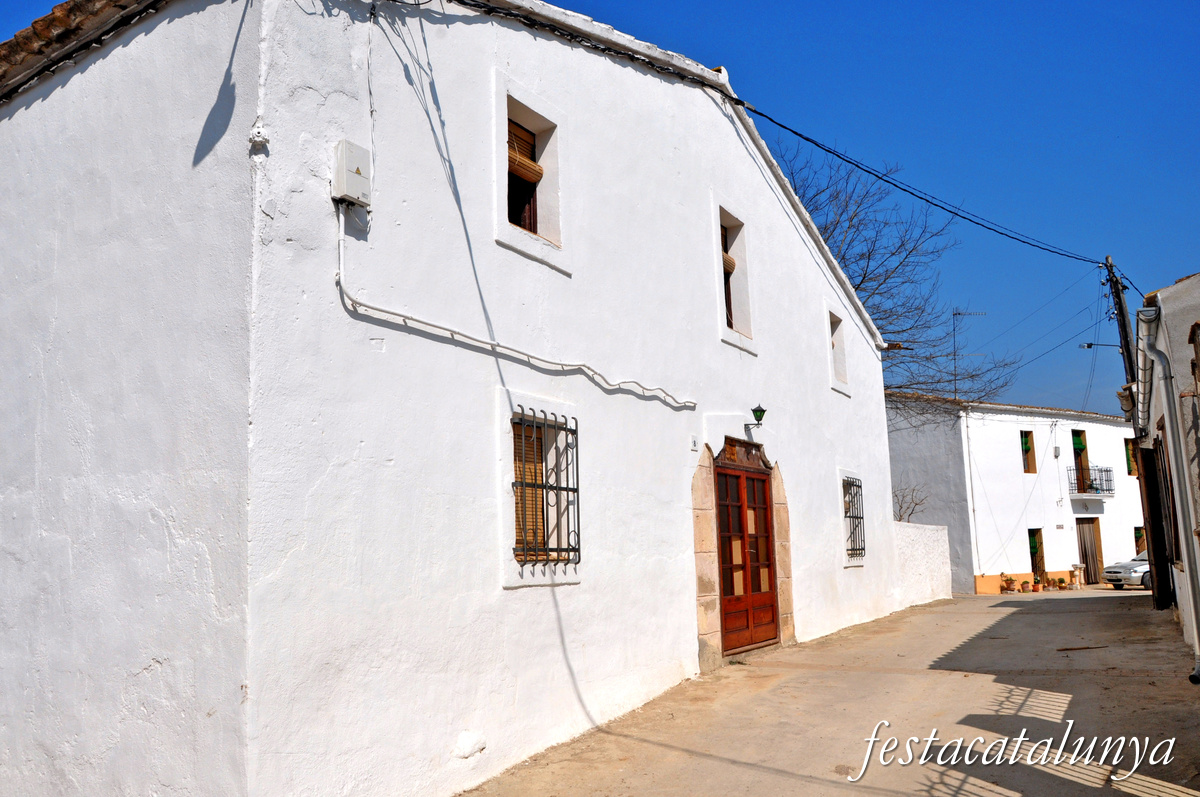Font-rubí - Can Suriol del Castell de Grabuac 