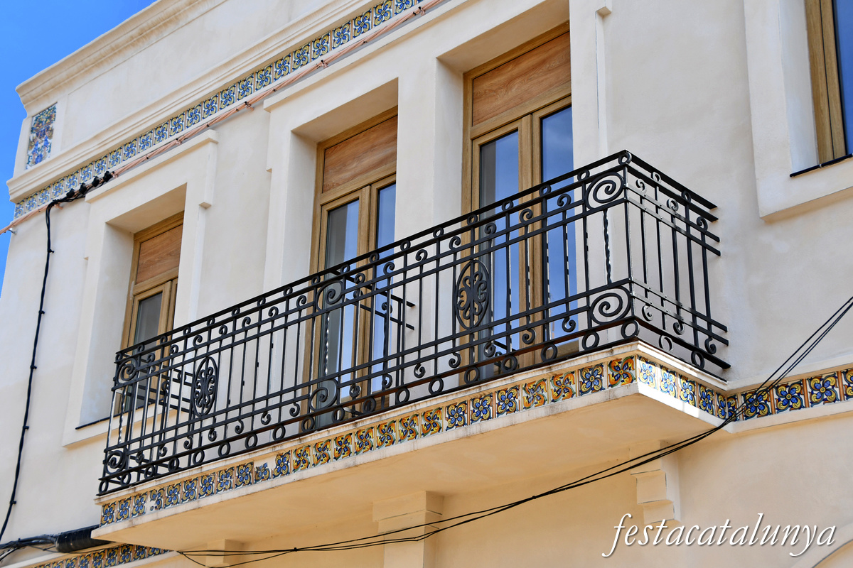 Font-rubí - Poble de Guardiola 