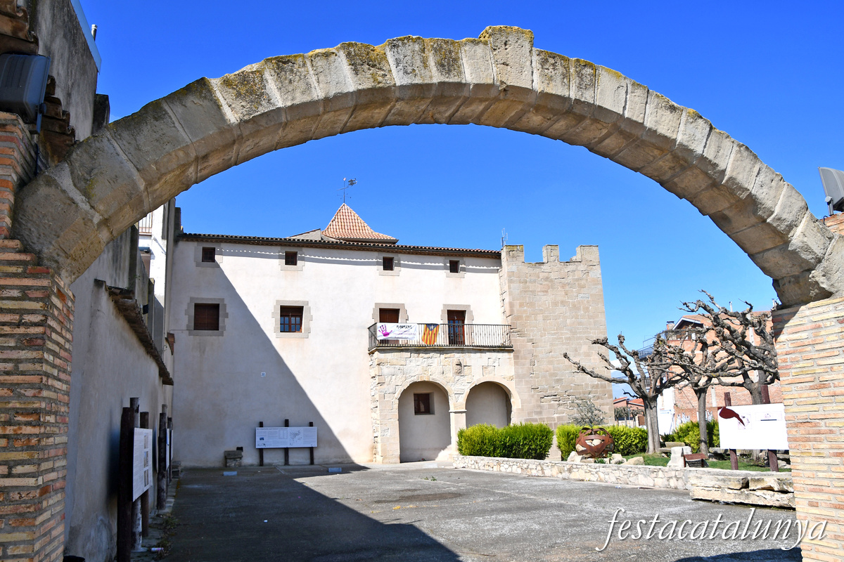 Barbens - Castell o Comanda, actual Ajuntament