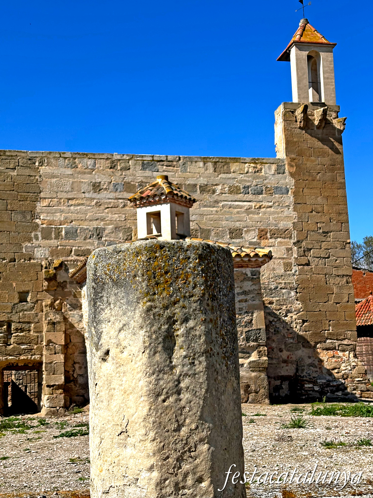 Barbens - El Bullidor - Església Castell