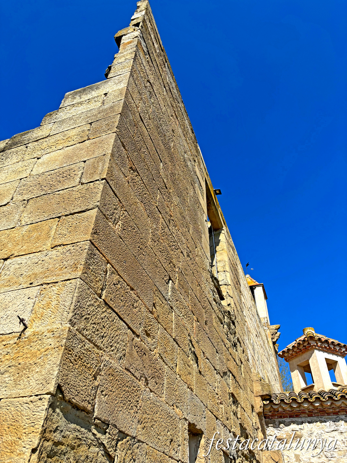 Barbens - El Bullidor - Església Castell 