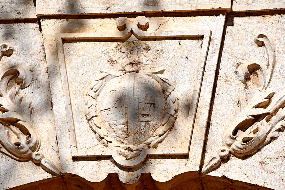 Antic Ajuntament de Roquetes