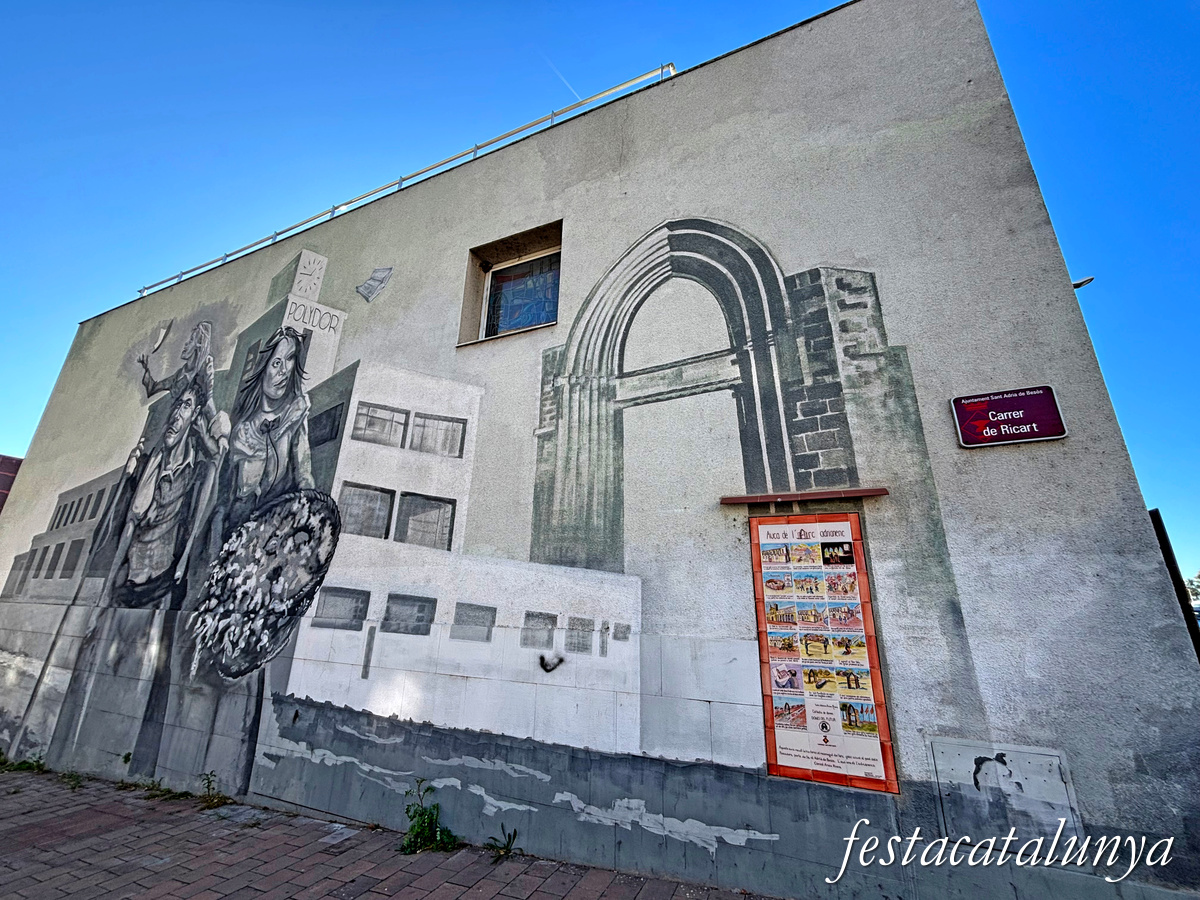 Sant Adrià de Besòs - Murals de la fàbrica Polydor