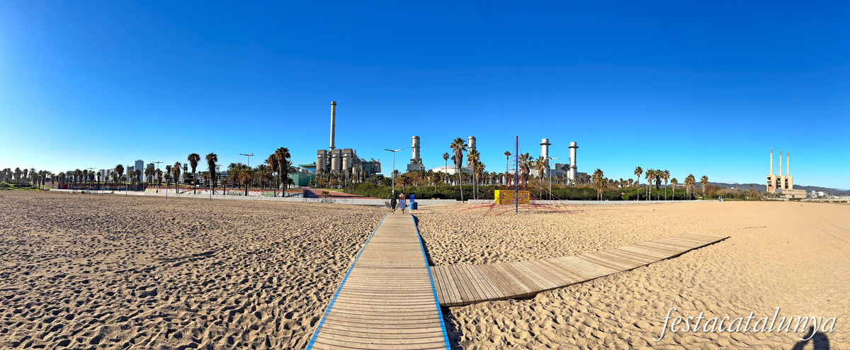 Platja del Fòrum a Sant Adrià de Besòs