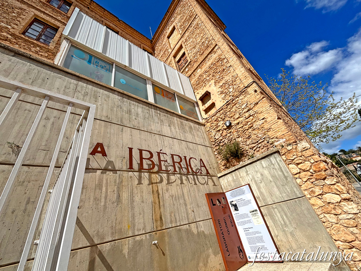 Roquetes - Col·legi de Sant Josep i Laboratori Químic de l'Ebre 