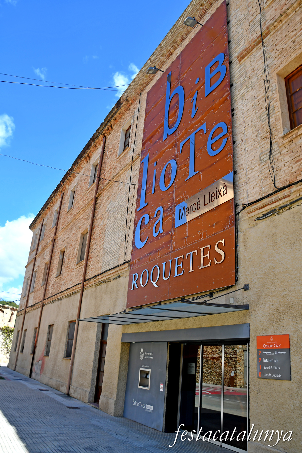 Roquetes - Col·legi de Sant Josep i Laboratori Químic de l'Ebre 