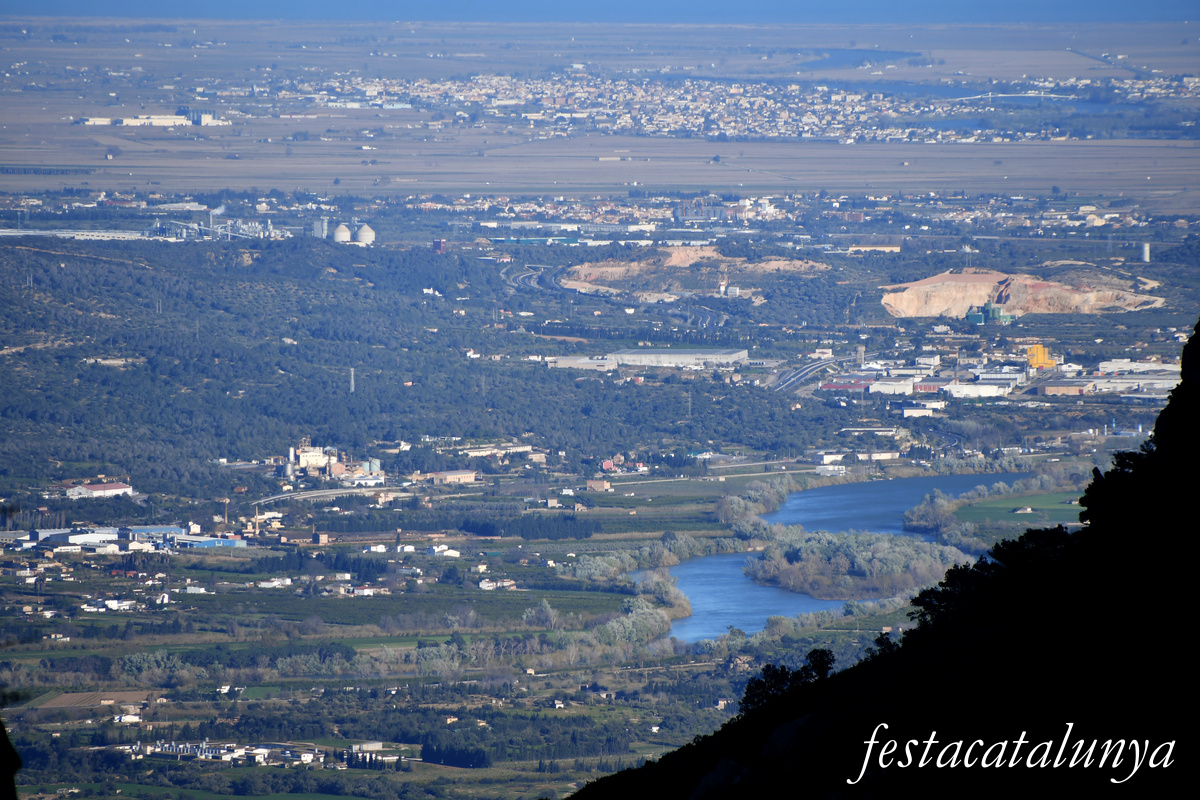 Roquetes - Mirador del cim de Caro 