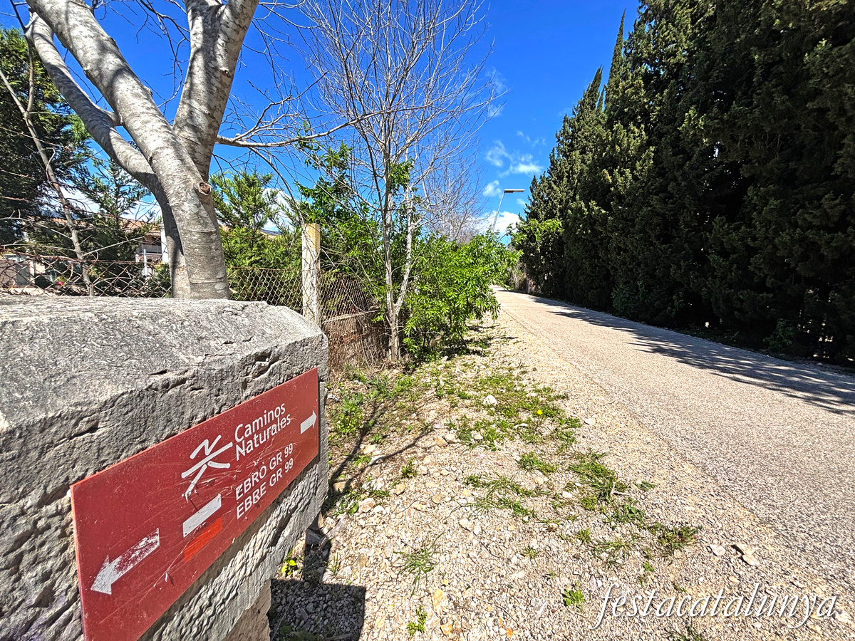 La Via Verda de la Val de Zafán, camí de sensacions al seu pas per Roquetes ***