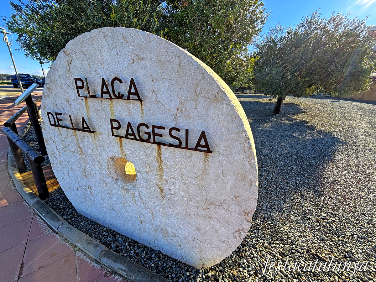 Perafort - Nucli històric - Plaça Pagesia 