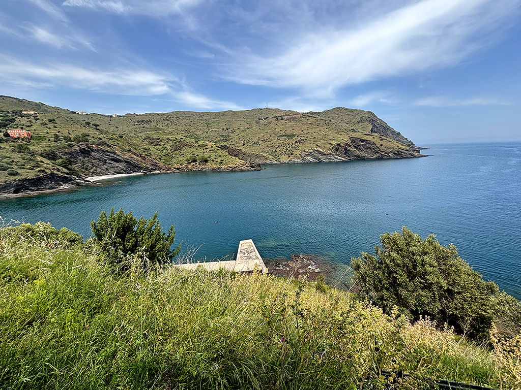 Mirador des del cementiri de Portbou ***