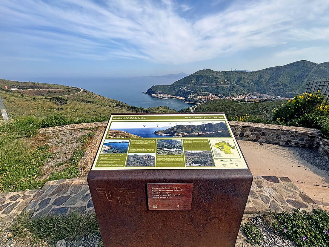 Mirador del coll dels Belitres a Portbou ***